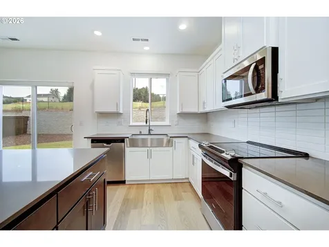 1119 W 15th Street La Center WA 98629