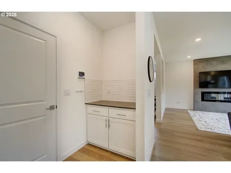 1119 W 15th Street La Center WA 98629