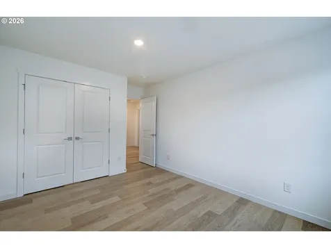 1119 W 15th Street La Center WA 98629