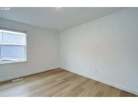 1119 W 15th Street La Center WA 98629