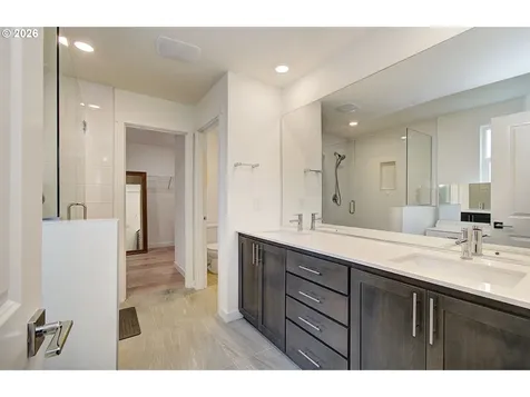 1119 W 15th Street La Center WA 98629