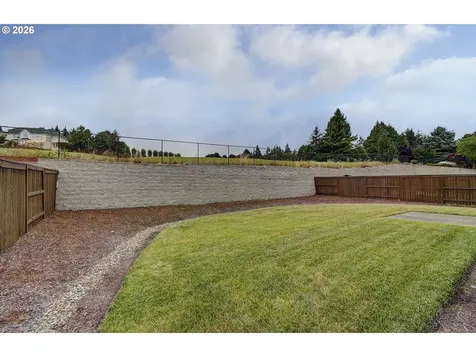 1119 W 15th Street La Center WA 98629