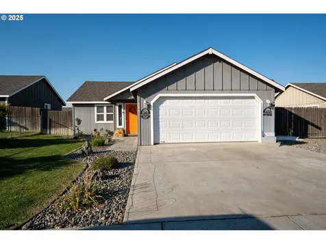 289 Dark Canyon Avenue Umatilla OR 97882