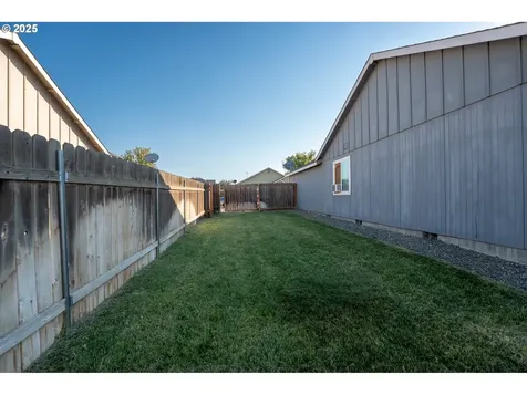 289 Dark Canyon Avenue Umatilla OR 97882