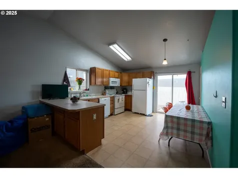 289 Dark Canyon Avenue Umatilla OR 97882