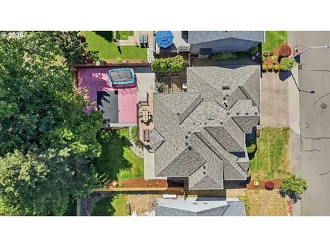 12404 SE Blaine Drive Clackamas OR 97015