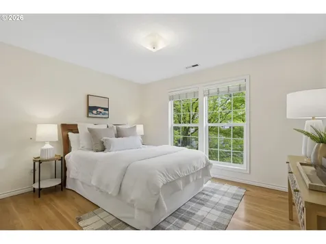 3219 NW Spencer Street Portland OR 97229