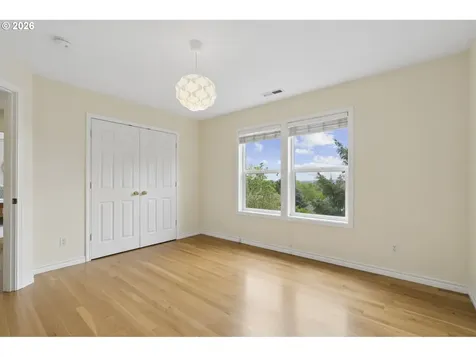 3219 NW Spencer Street Portland OR 97229