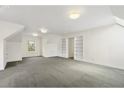3219 NW Spencer Street Portland OR 97229