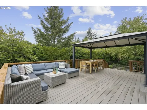 3219 NW Spencer Street Portland OR 97229