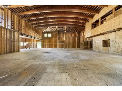 32088 SW Peach Cove Road West Linn OR 97068