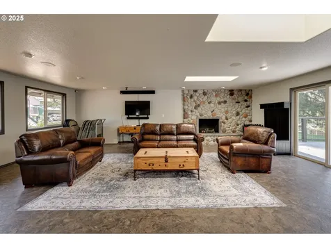 5447 N Street Washougal WA 98671