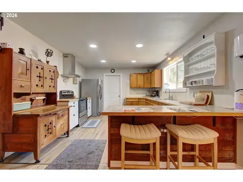 1503 1st Street South Bend WA 98586