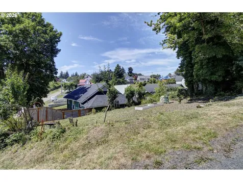 1503 1st Street South Bend WA 98586