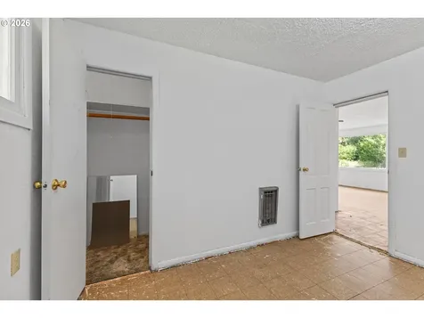 15181 Sitkum Lane Myrtle Point OR 97458