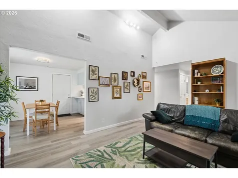 1539 Dola Street Eugene OR 97402