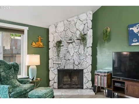 1539 Dola Street Eugene OR 97402