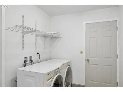 1539 Dola Street Eugene OR 97402