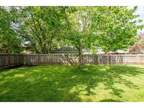 1539 Dola Street Eugene OR 97402