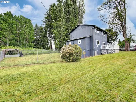 823 D Street Vader WA 98593