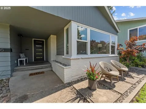 4405 SE Flavel Street Portland OR 97206