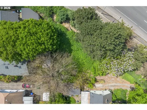 NE Clackamas Street Portland OR 97232