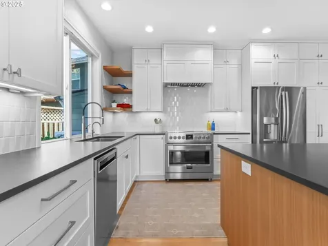 2300 Michael Drive West Linn OR 97068