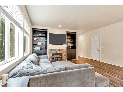 19852 SW Sonia Lane Beaverton OR 97007