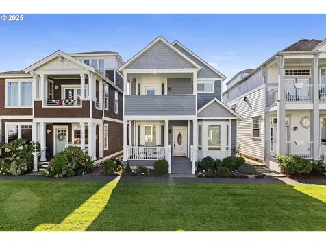 260 Round House Road Astoria OR 97103