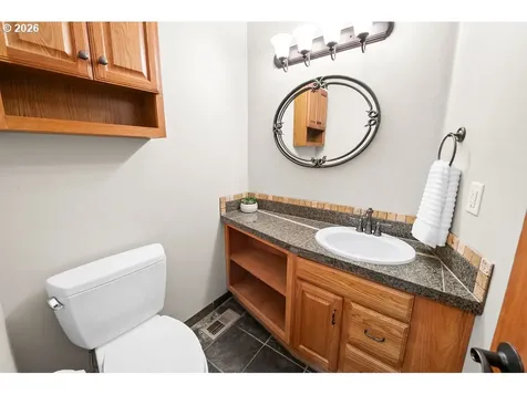 260 Round House Road Astoria OR 97103