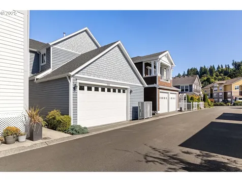 260 Round House Road Astoria OR 97103