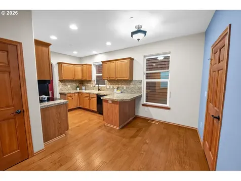260 Round House Road Astoria OR 97103