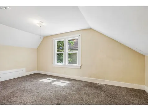 1909 1911 SE 35th Place Portland OR 97214