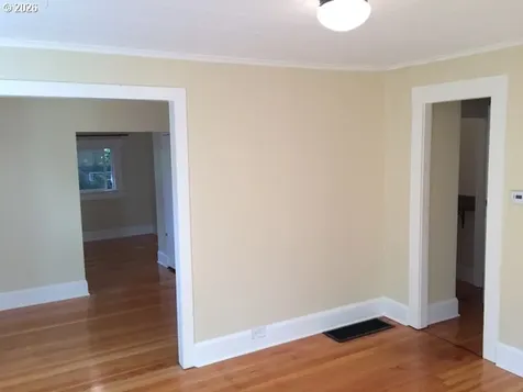 1909 1911 SE 35th Place Portland OR 97214