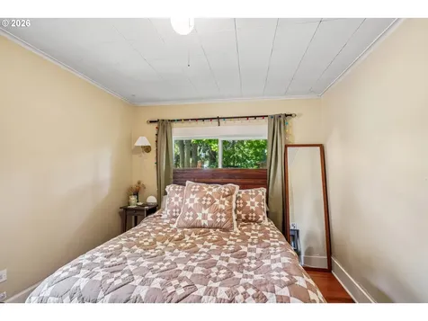 1909 1911 SE 35th Place Portland OR 97214