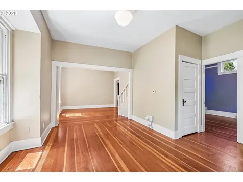 1909 1911 SE 35th Place Portland OR 97214