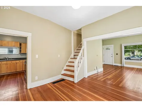 1909 1911 SE 35th Place Portland OR 97214
