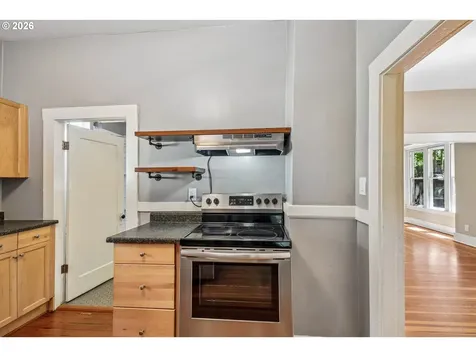 1909 1911 SE 35th Place Portland OR 97214