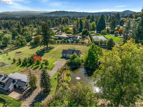 1270 SW Englewood Drive Lake Oswego OR 97034
