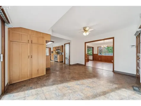 3090 SW Grace Lane Portland OR 97225