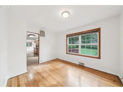 3090 SW Grace Lane Portland OR 97225