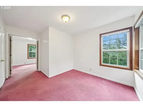 3090 SW Grace Lane Portland OR 97225
