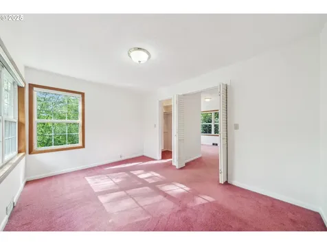 3090 SW Grace Lane Portland OR 97225