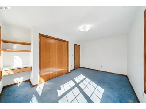 3090 SW Grace Lane Portland OR 97225
