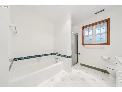 3090 SW Grace Lane Portland OR 97225