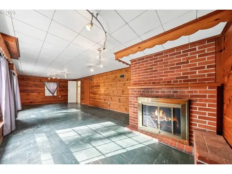 3090 SW Grace Lane Portland OR 97225