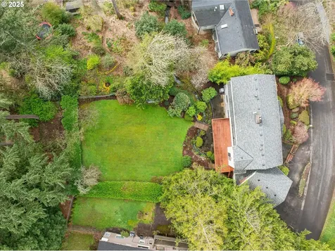 3090 SW Grace Lane Portland OR 97225