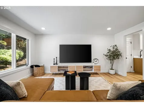 2630 Bowmont Drive Eugene OR 97405
