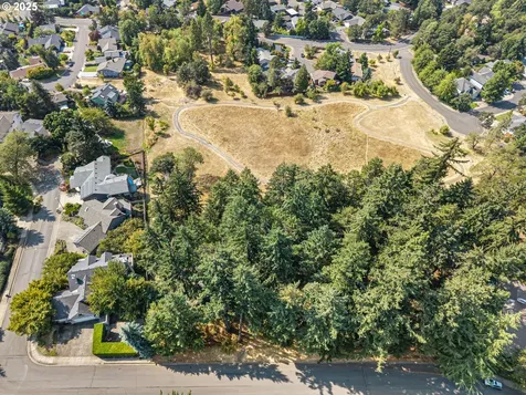 2630 Bowmont Drive Eugene OR 97405