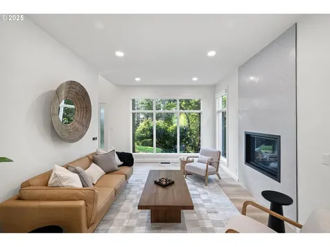 2630 Bowmont Drive Eugene OR 97405